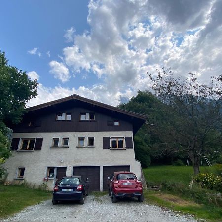 Logement Mansarde Dans Maison Avec Jardin En Bord De Piste, Vue Montagne Лез-Уш Экстерьер фото