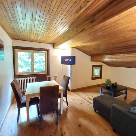 Logement Mansarde Dans Maison Avec Jardin En Bord De Piste, Vue Montagne Лез-Уш Экстерьер фото