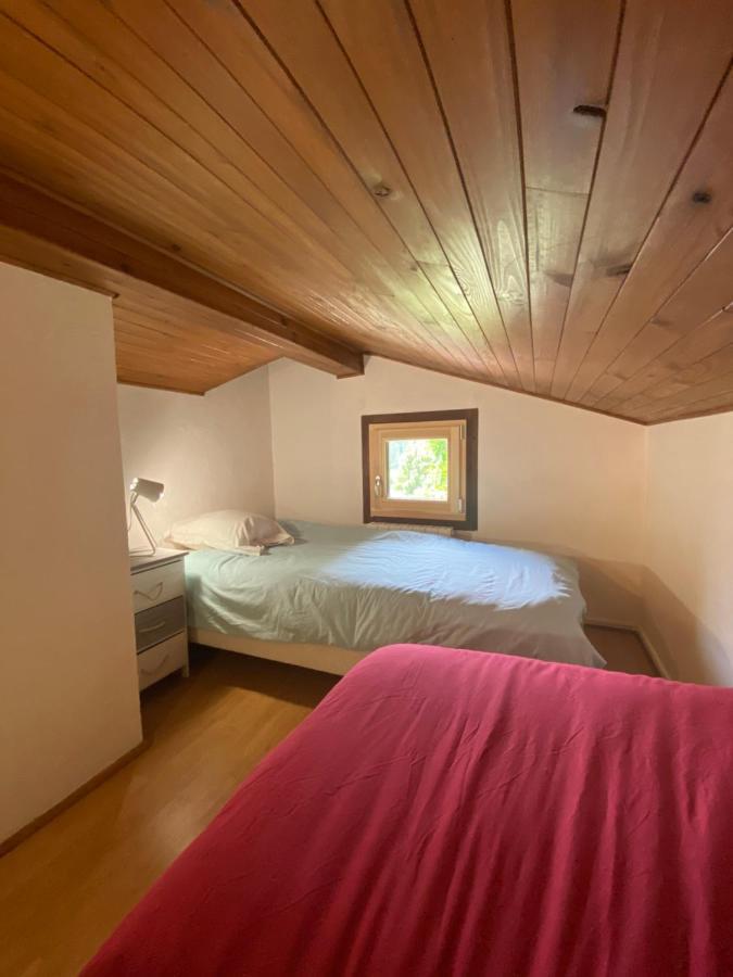 Logement Mansarde Dans Maison Avec Jardin En Bord De Piste, Vue Montagne Лез-Уш Экстерьер фото
